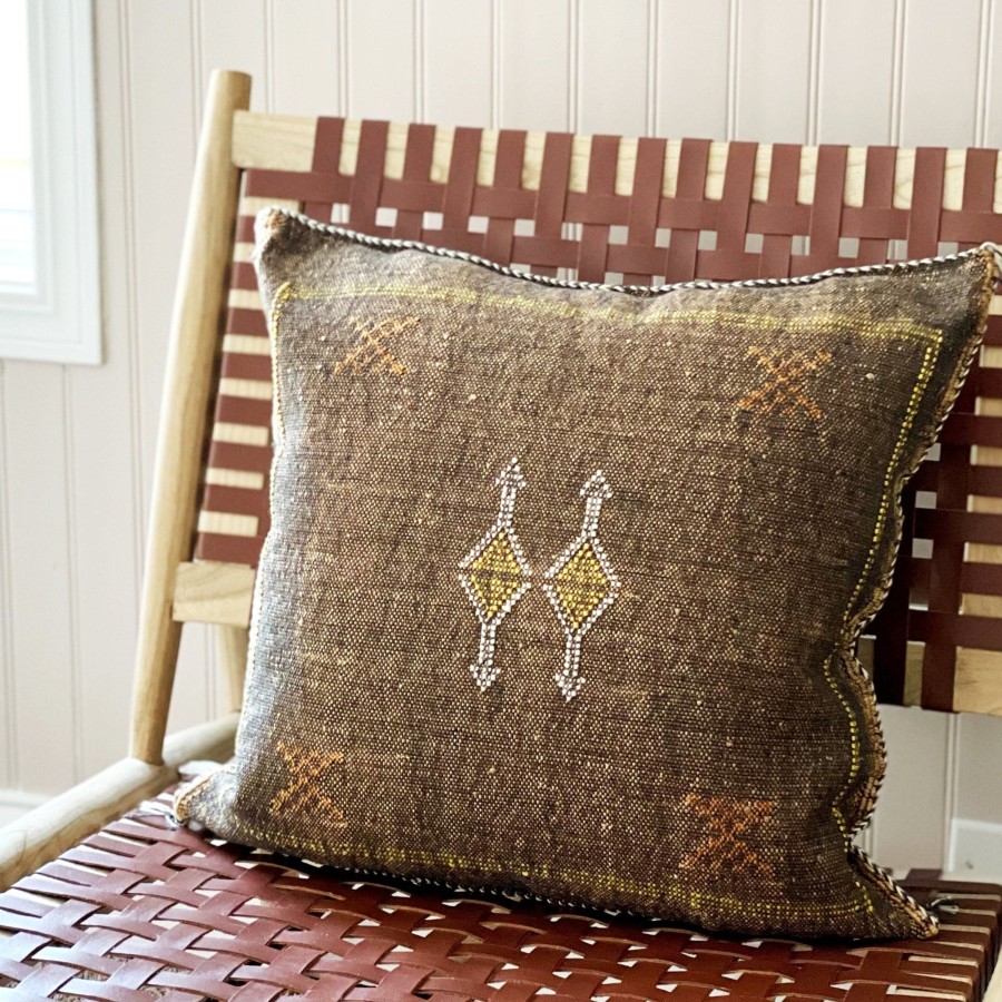 Decor Tea + Linen | Cactus Silk Pillow - Brown