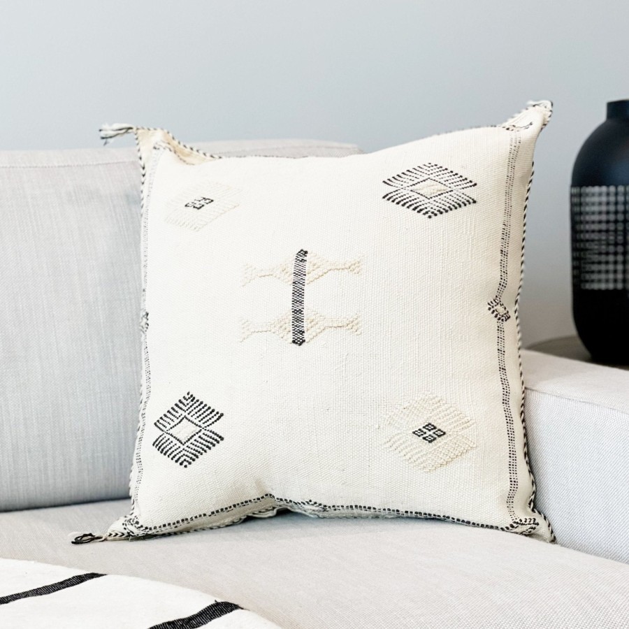 Decor Tea + Linen | Cactus Silk Pillow - Beige And Black